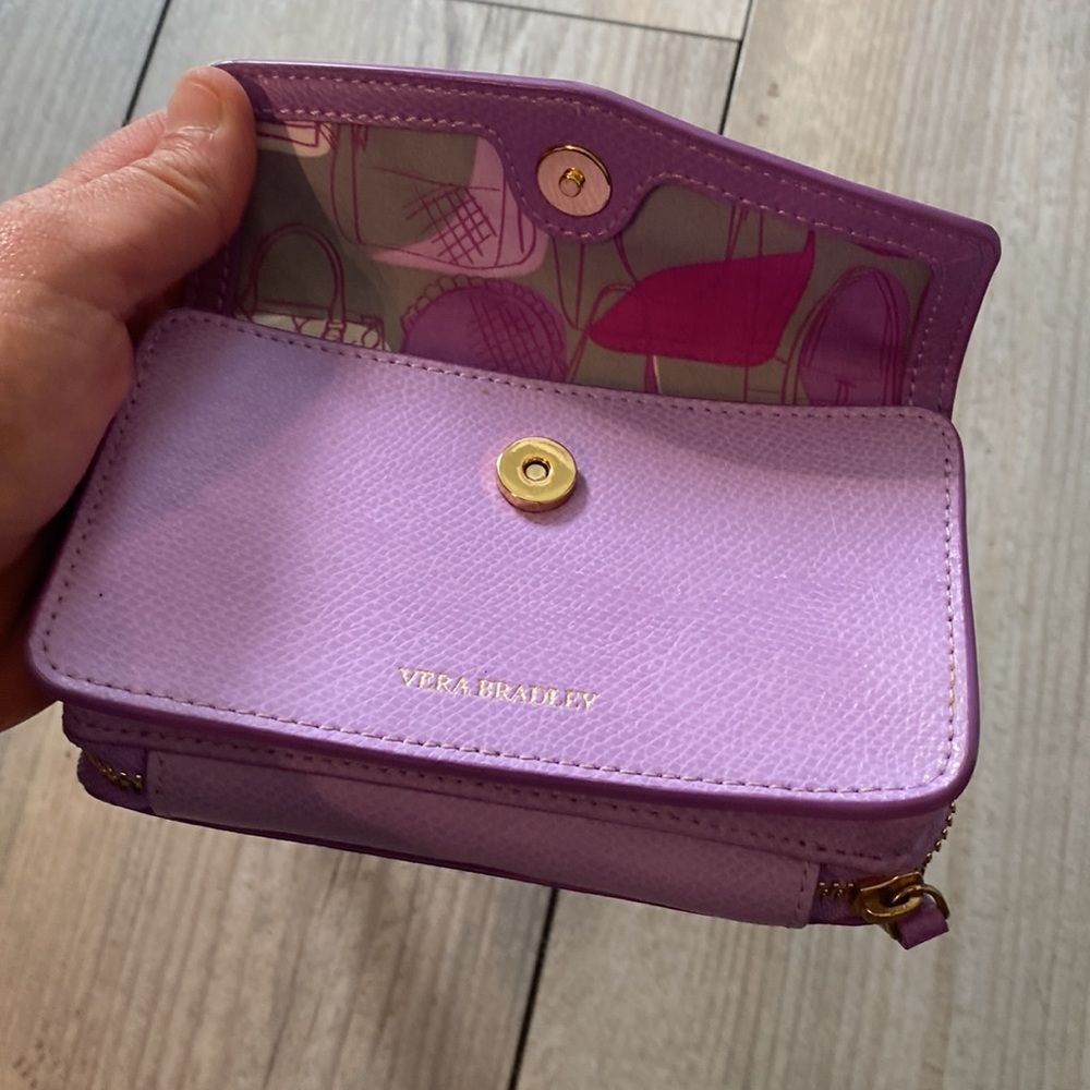 Like New Purple Lavender Vera Bradley Wallet Wristlet - Picture 2 of 7